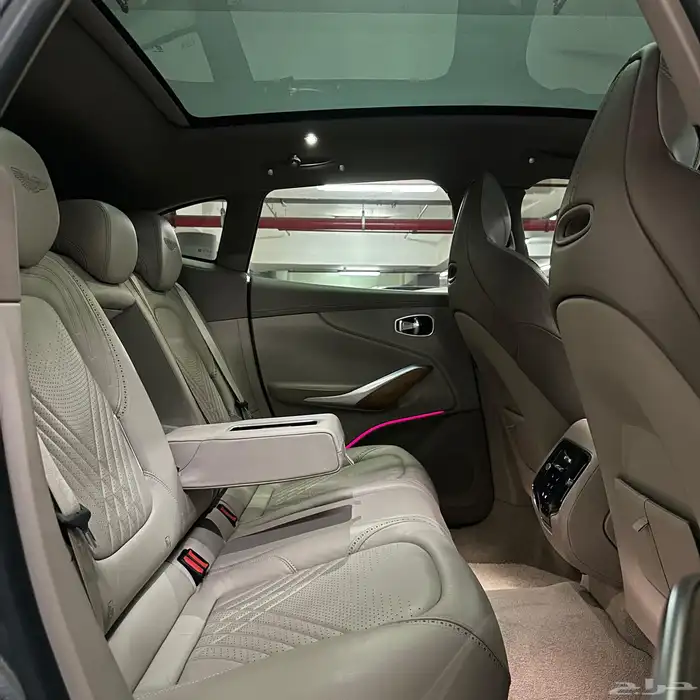 أوستن مارتن DBX 2021 وارد الوكيل إصدار خاص ممشى قليل 8