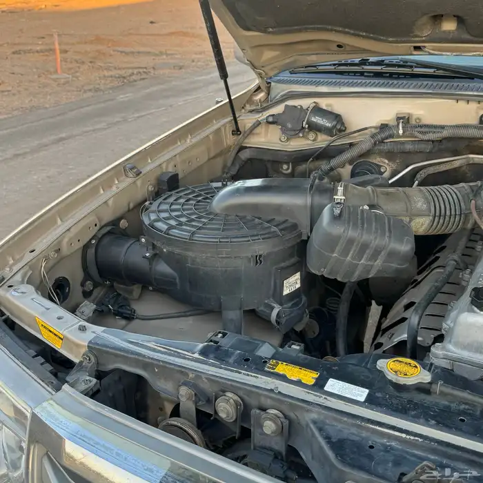 لاندكروزر 2006 ( قير عادي - اسبير علاق ) 30