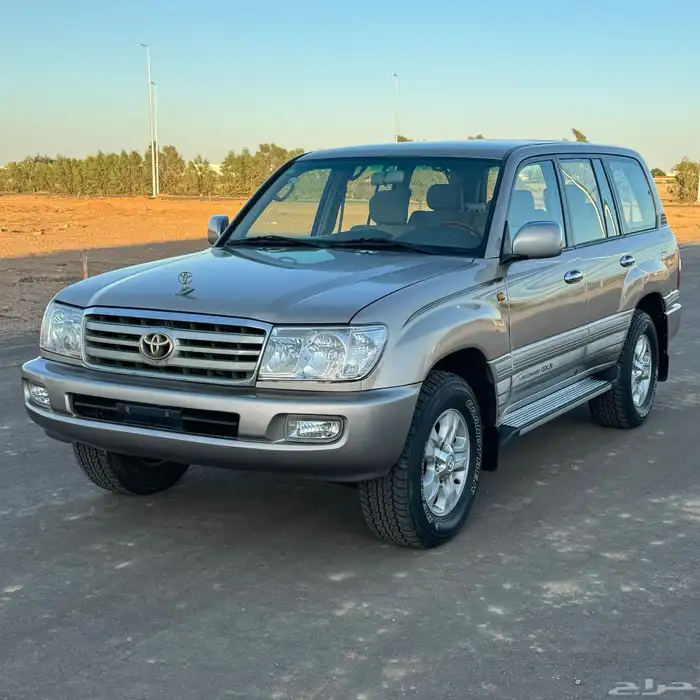 لاندكروزر 2006 ( قير عادي - اسبير علاق ) 1