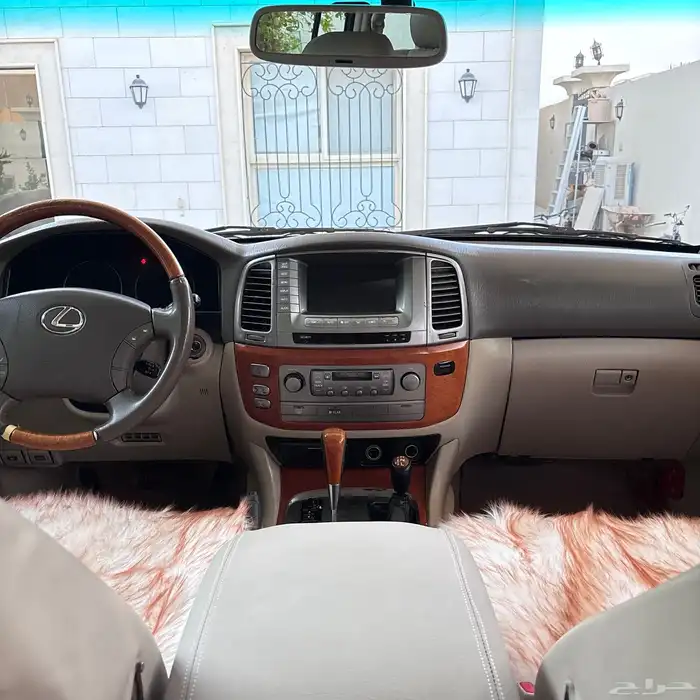 لكزس lx470 2005 35