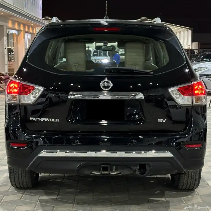 نيسان بافندر 2014 فل كامل فتحه سقف SV عائلي ثلاث صفوف 2