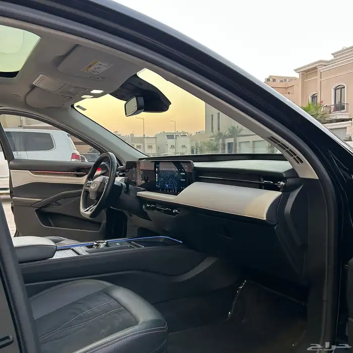 فورد تورس فل كاامل تيتانيوم 2023 ممشى قليل 12