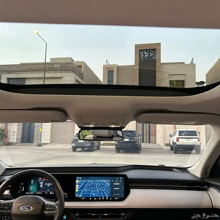 فورد تورس فل كاامل تيتانيوم 2023 ممشى قليل 13