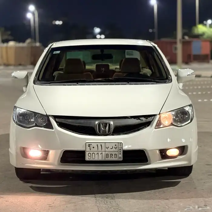 هوندا سيفيك 2007 قير أوتوماتيك ولوحه مميزه 1