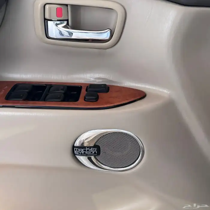 لكزس lx470 2005 40