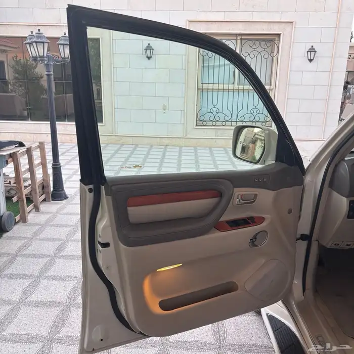 لكزس lx470 2005 13