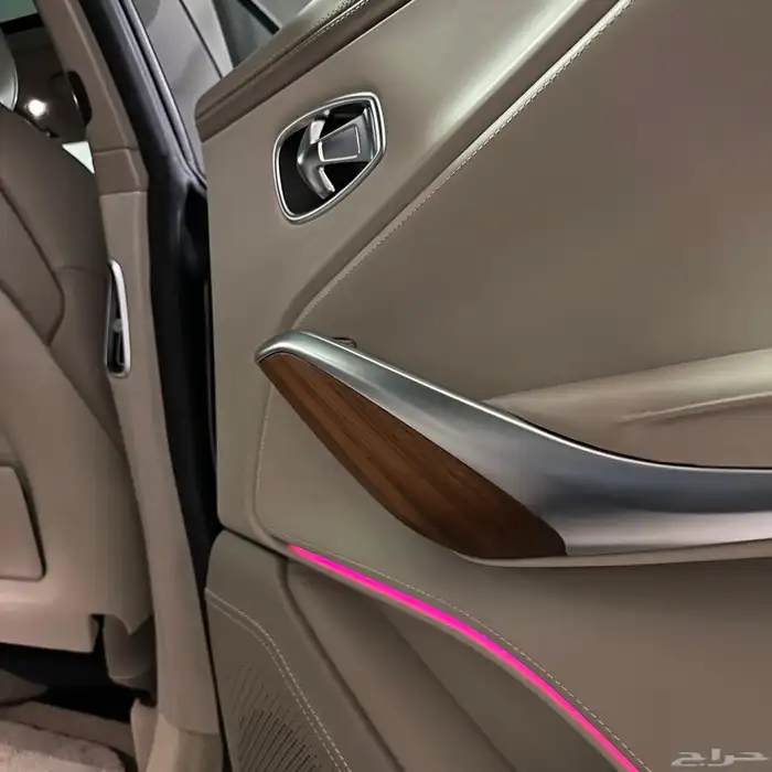 أوستن مارتن DBX 2021 وارد الوكيل إصدار خاص ممشى قليل 9