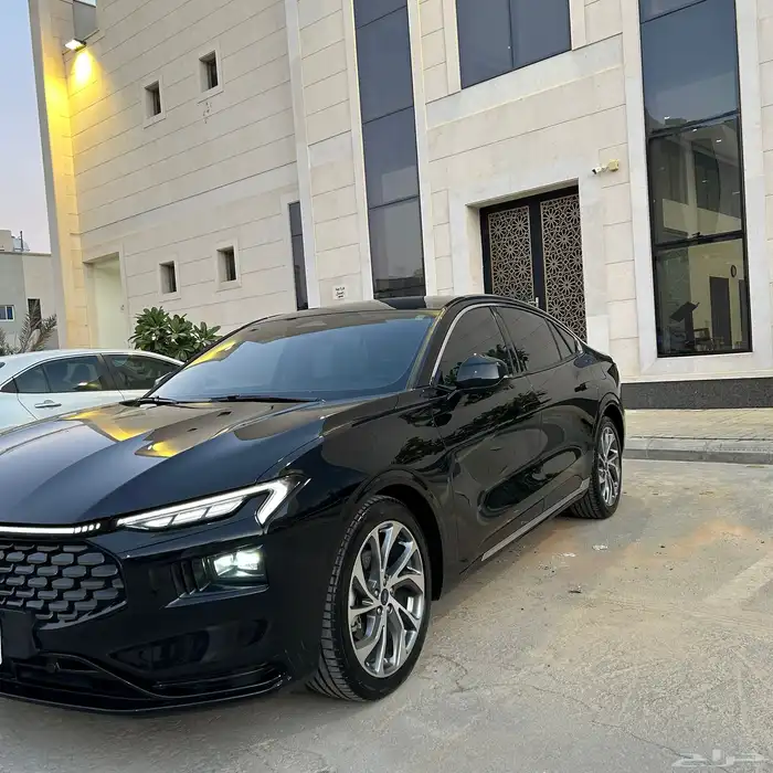 فورد تورس فل كاامل تيتانيوم 2023 ممشى قليل 1