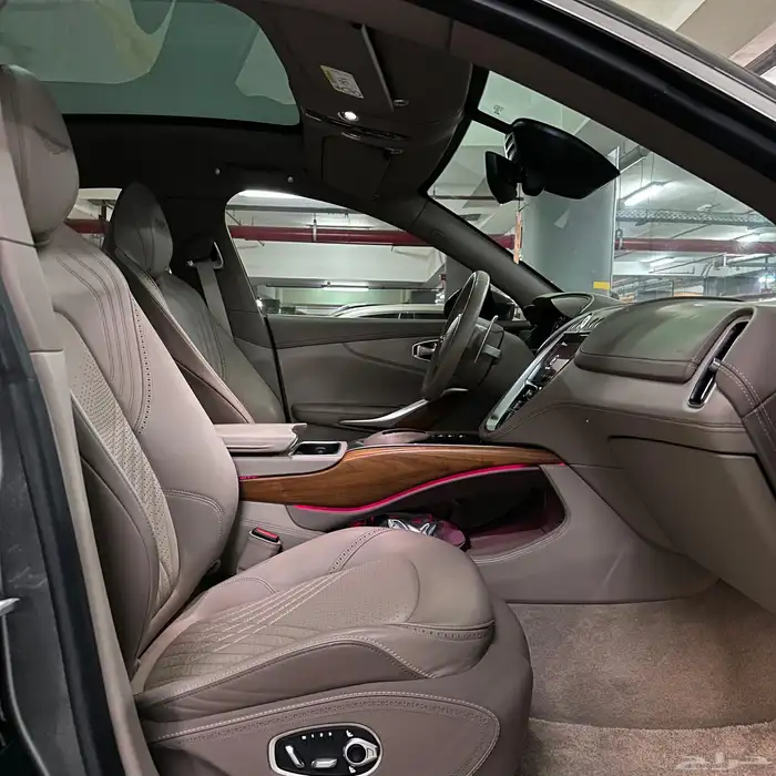 أوستن مارتن DBX 2021 وارد الوكيل إصدار خاص ممشى قليل 12