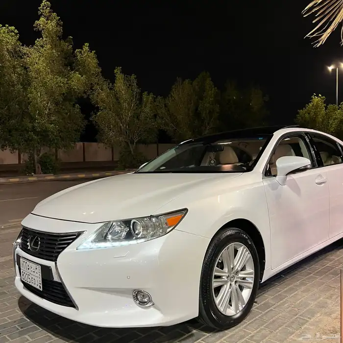 لكزس 2014 ES350 - CC مالك اول بحالة الوكالة . 2