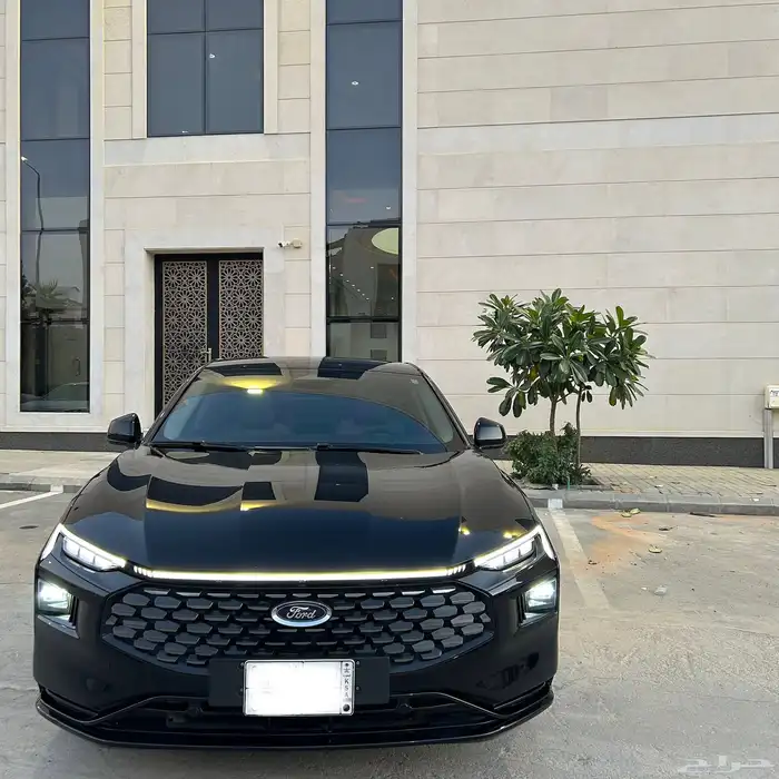 فورد تورس فل كاامل تيتانيوم 2023 ممشى قليل 0