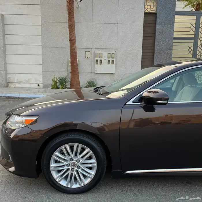 لكزس 2015 ES350 -DD مالك اول بحالة الوكالة . 4
