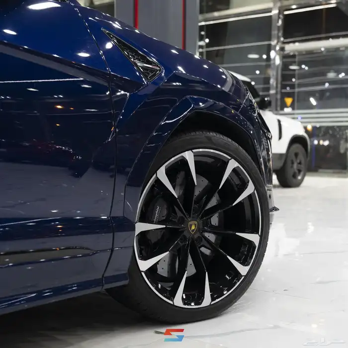 Lamborghini URUS S 2024 4