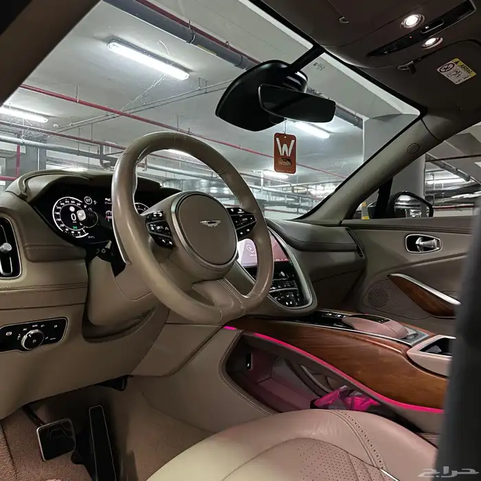 أوستن مارتن DBX 2021 وارد الوكيل إصدار خاص ممشى قليل 6