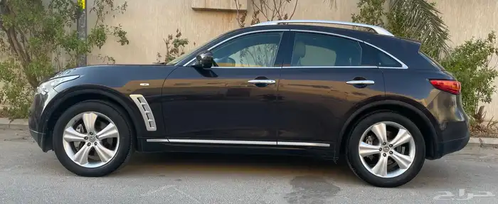 انفنتي FX 35 فل كامل 2010 4