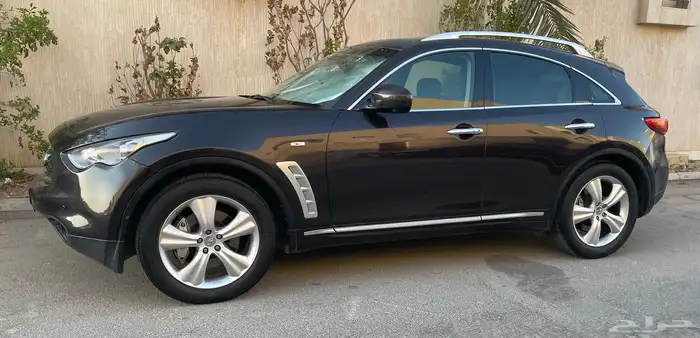 انفنتي FX 35 فل كامل 2010 9