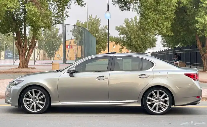 لكزس GS350 2015 فل سعودي 5
