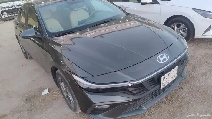 Hyundai Elantra 2024 0