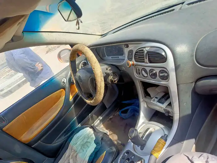 طاره وطبلون عداد مفتح مكيف مفتح قزاز لومينا 2000الى2003 3