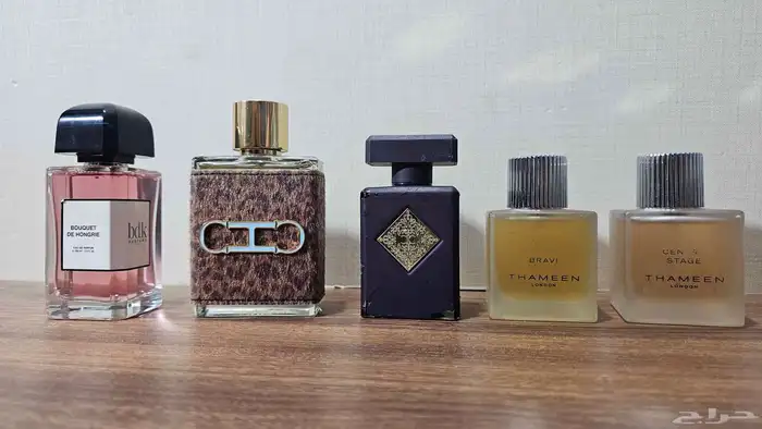 عطور اصليه بالجمله وتجزئه وبسعر حلو. استوكات وتسترات مطار 39
