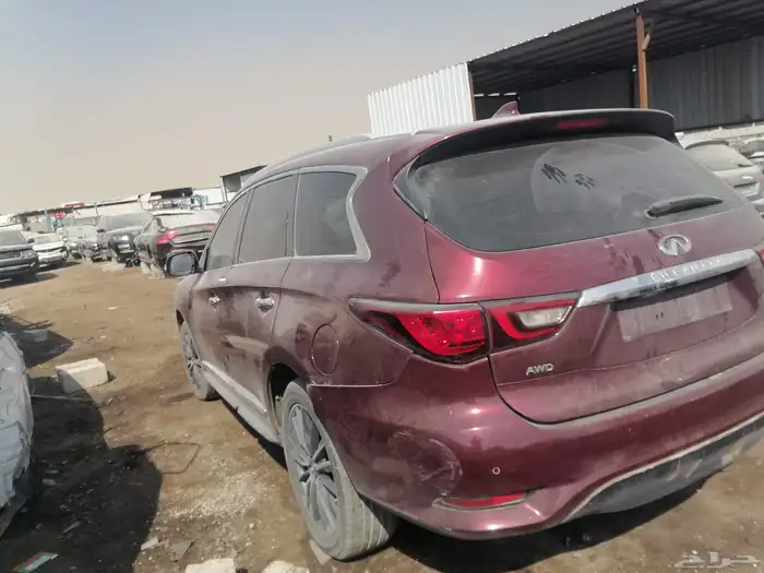 يوجد قطع لدينا جميع انواع السيارات بتشليح الحاير الرياض 1