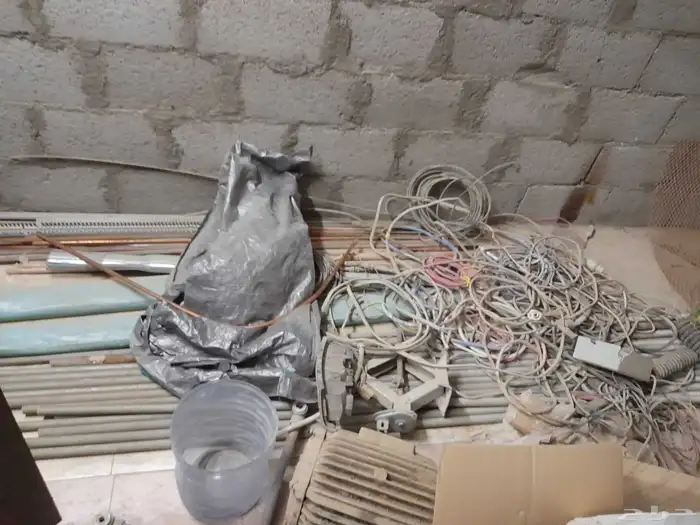 ماطور دفاع مدني والاغراض المعروضه للبيع 7