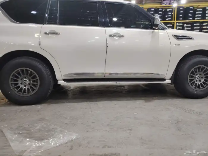 جنوط برايد وبالون نيسان باترول بلاتينيوم تيتانيوم مقاس 17 9