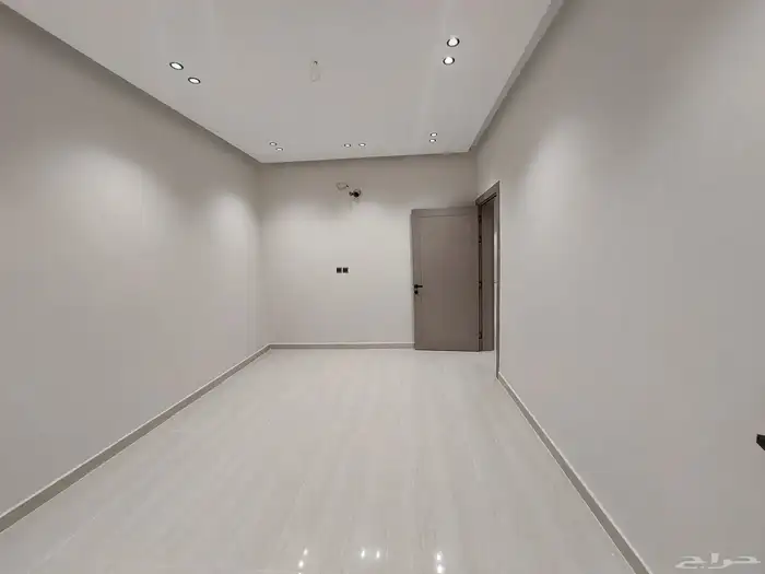 للبيع فيلا دبلكس منفصل مخطط 71جديد مساحة 280م 5