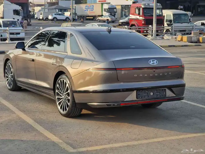 هونداي ازيرا 2023 ممشا 50 6