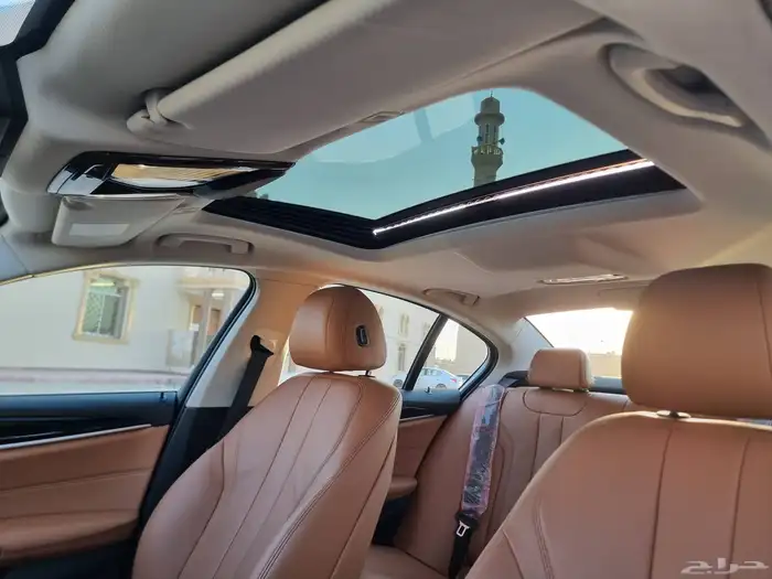 بي ام دبليو 520i للبيع ستاندر 8