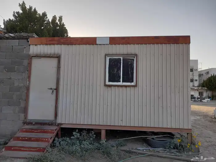 ماطور دفاع مدني والاغراض المعروضه للبيع 4