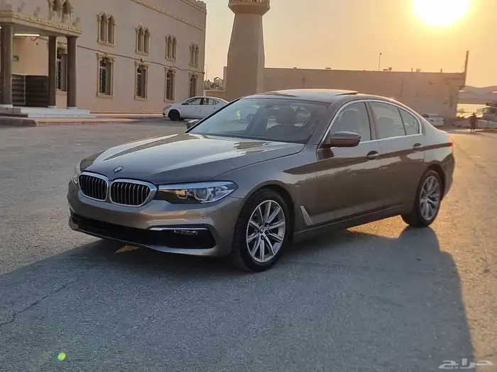 بي ام دبليو 520i للبيع ستاندر 1