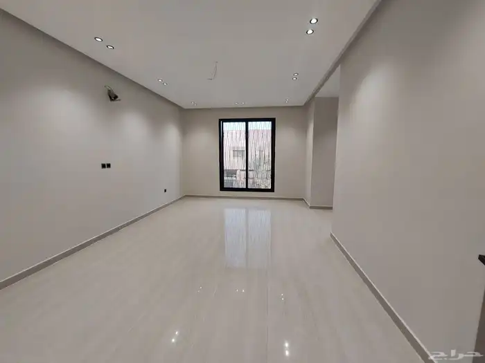 للبيع فيلا دبلكس منفصل مخطط 71جديد مساحة 280م 11