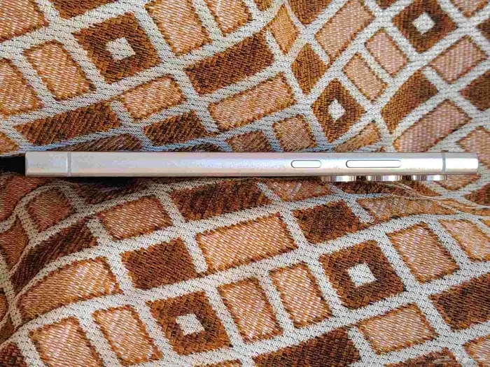 سامسونج اس 24التر 256 جيجا 2