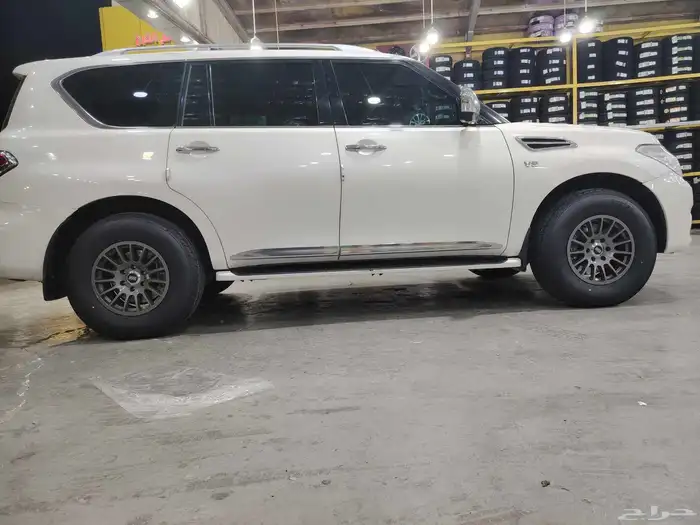 جنوط برايد وبالون نيسان باترول بلاتينيوم تيتانيوم مقاس 17 8