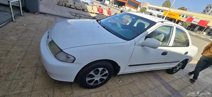 mazda 323 model 98 3