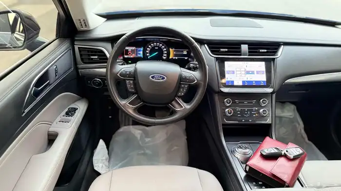 فورد توروس 2022 امبيانتي للبيع 13