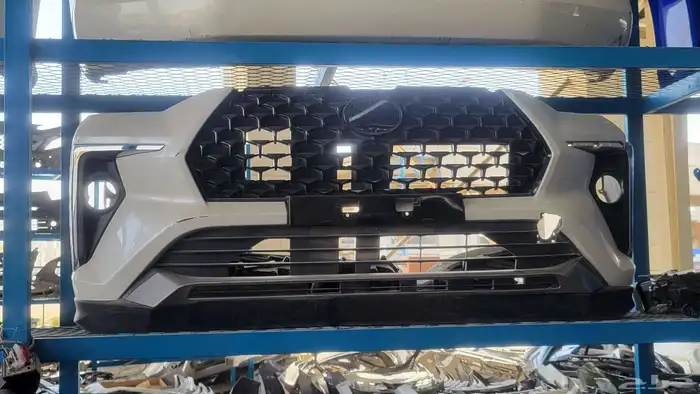 صدم تويوتا فيلوز اصلي وكاله موديل 2024 2