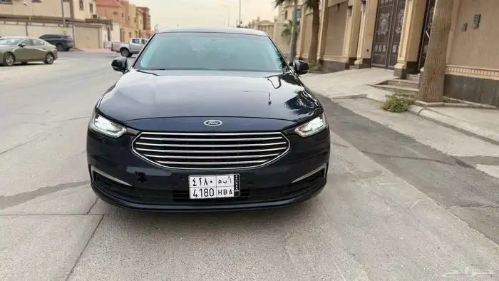 فورد توروس 2022 امبيانتي للبيع 3