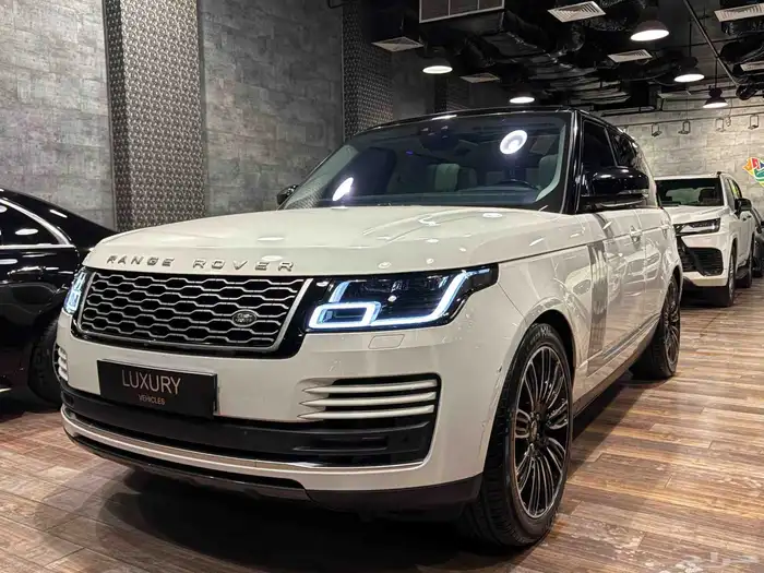 RANGE ROVER 2018 V8 SUPERCHARGED 2