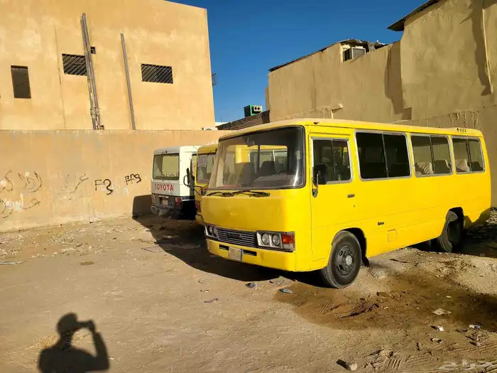 باصات كوستر 25 راكب بنزين نظيفه العدد 6 باصات 5