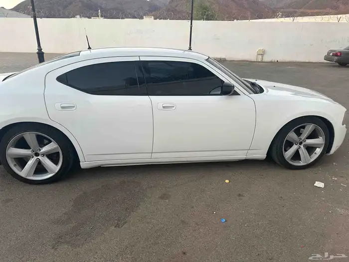 دودج 2010بوليسي 4