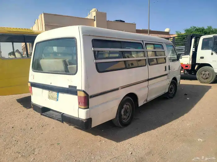 باصات كوستر 25 راكب بنزين نظيفه العدد 6 باصات 7