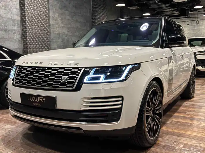 RANGE ROVER 2018 V8 SUPERCHARGED 1