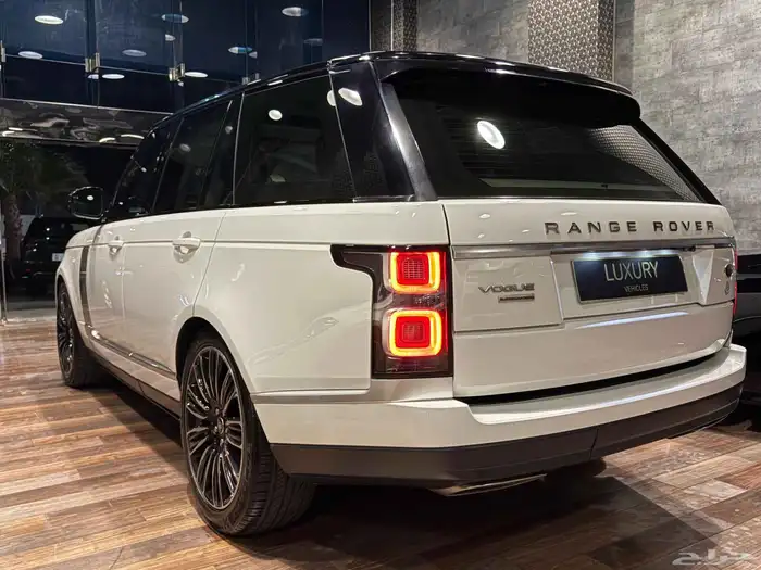 RANGE ROVER 2018 V8 SUPERCHARGED 5