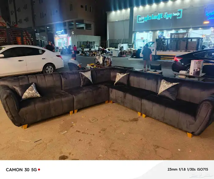 خسم 60   كنب 800 ريال 6 مي ر 0