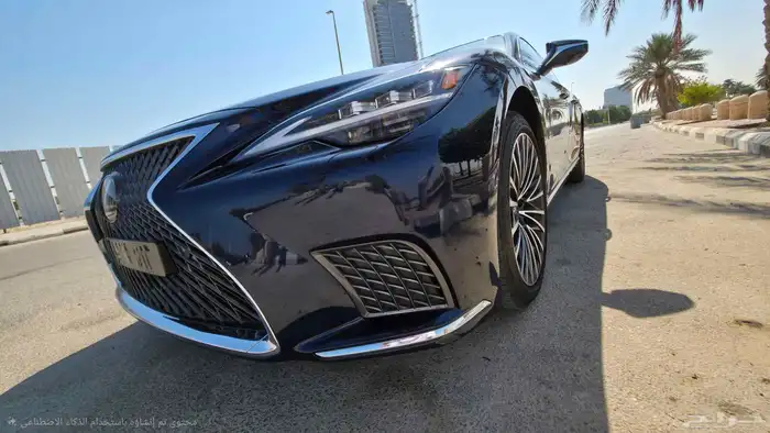 لكزس LS 350 موديل 2025 شبه جديدة ما مشت إلا 2000 كم فقط 14