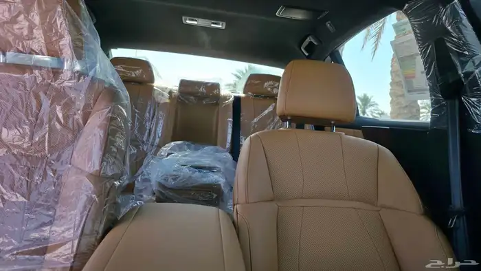 لكزس LS 350 موديل 2025 شبه جديدة ما مشت إلا 2000 كم فقط 25