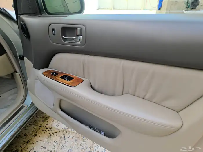 لكزس 400 للمستخدم 23