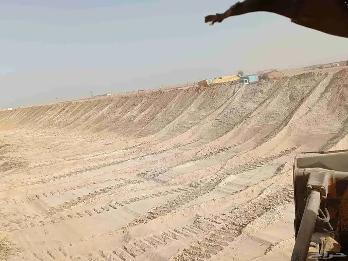 الخوير الاجفر بلدوزر للايجار الاجفر الخوير شنان بقعاء حايل 5